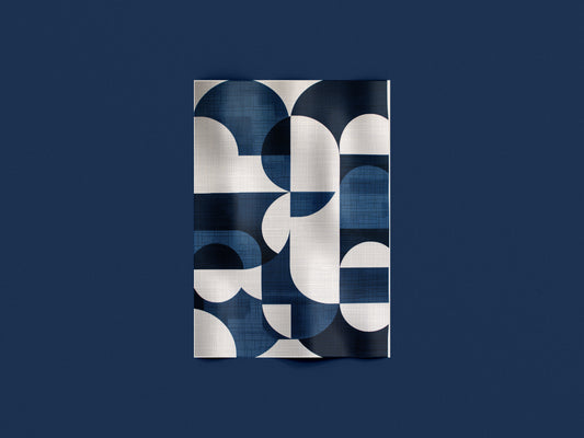 Equilibrio Lunare – Geometrie in Blu Profondo